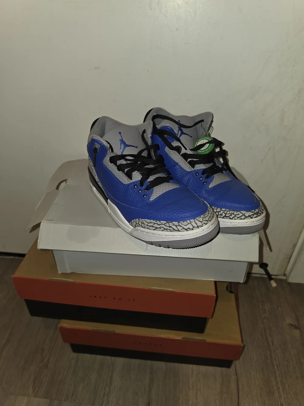 Air Jordan 3 Retro 'Varsity Royal